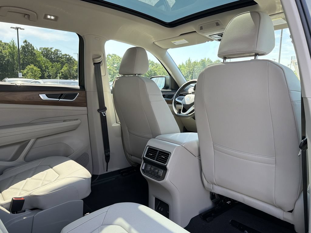 New 2026 Volkswagen Atlas SE FWD image 19