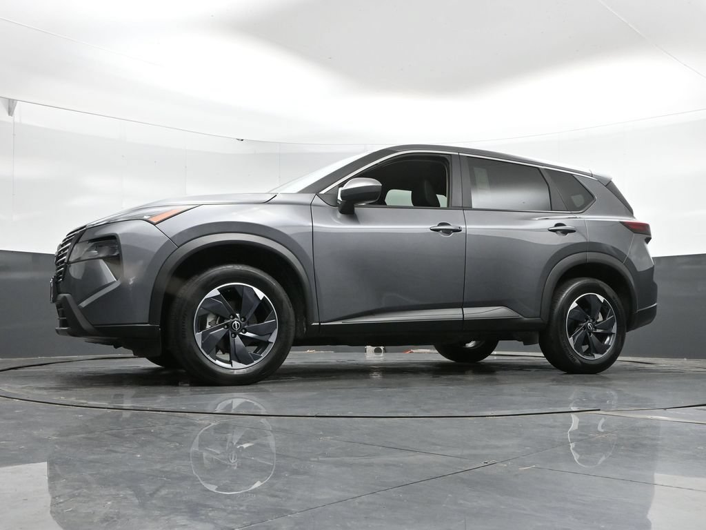 Used 2025 Nissan Rogue SV AWD/4WD image 45