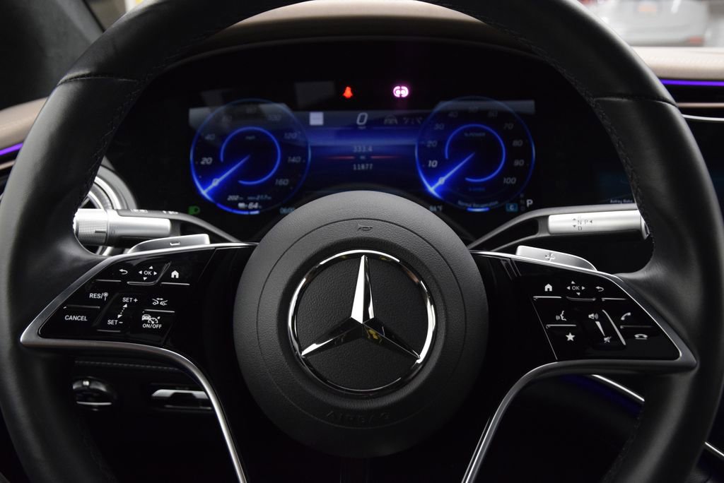 Certified 2023 Mercedes-Benz EQS 580 4MATIC Sedan image 23