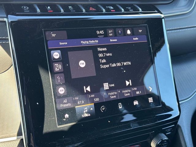 Used 2024 Jeep Grand Cherokee Laredo w/ Trailer Tow Package image 32