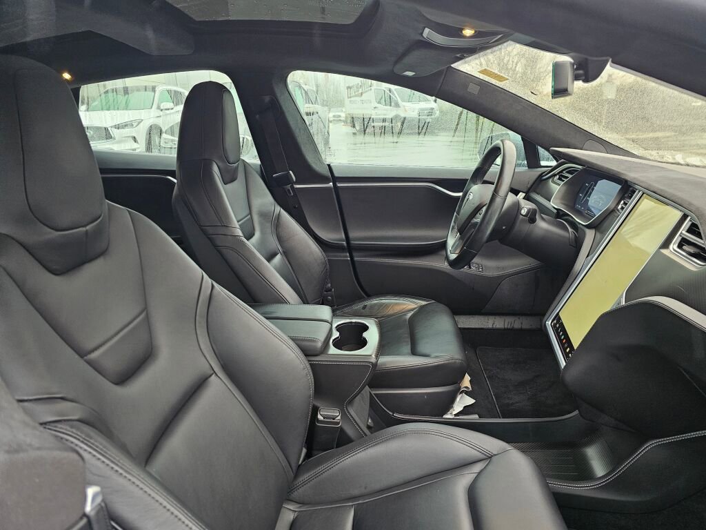 Used 2015 Tesla Model S P85D image 12
