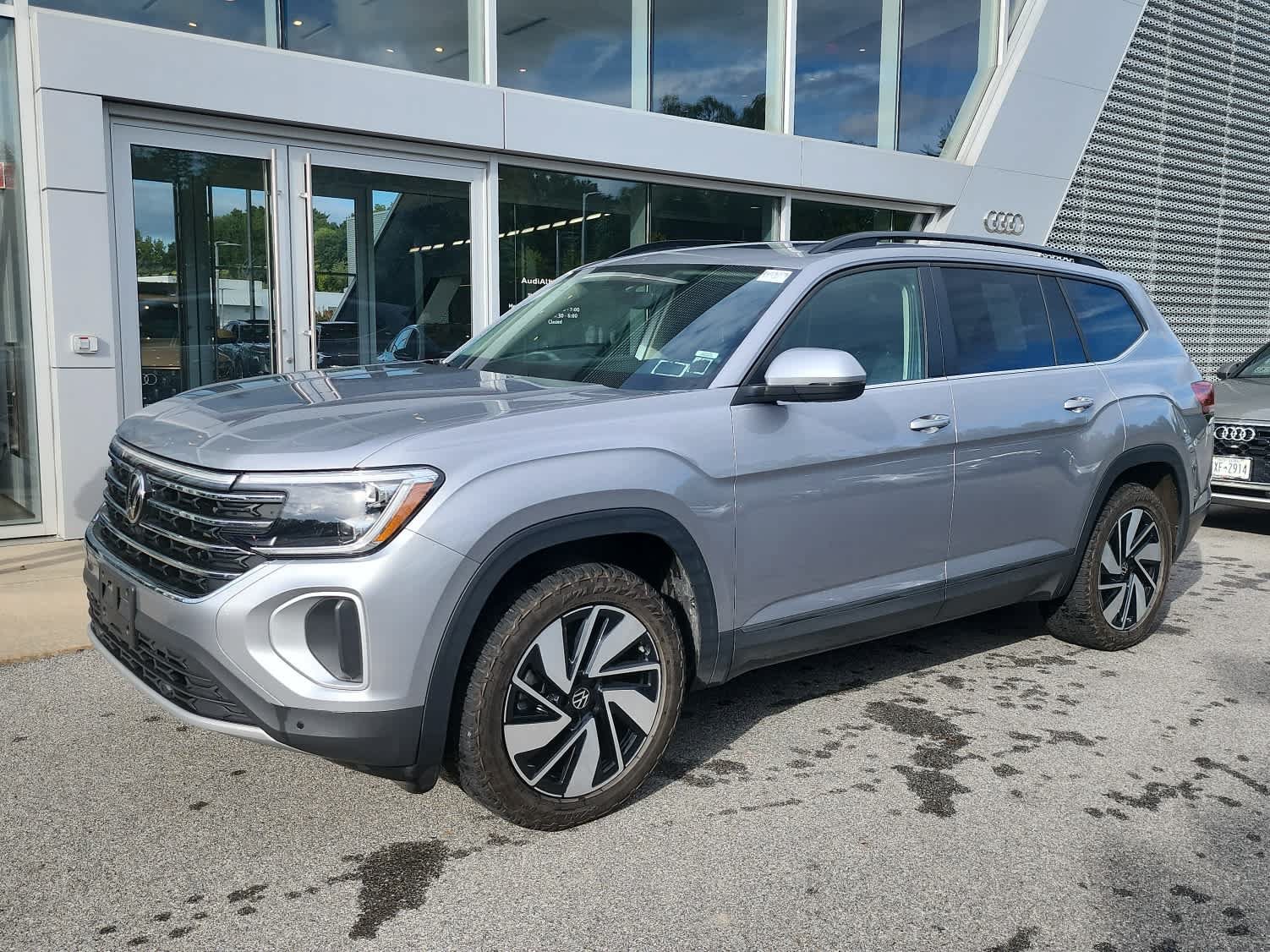 Used 2026 Volkswagen Atlas SE