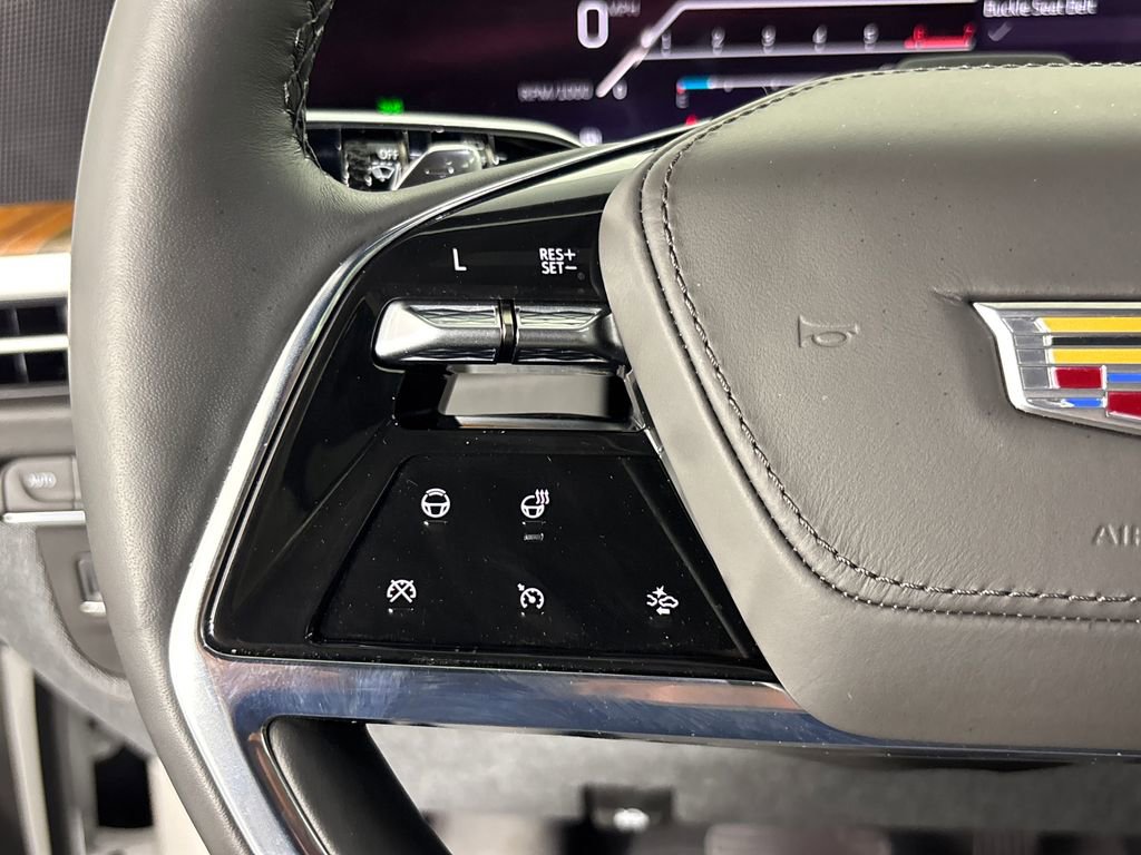 Used 2025 Cadillac Escalade ESV Sport Platinum image 15