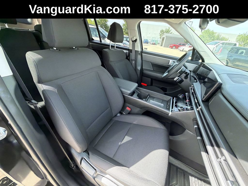 Used 2026 Hyundai Santa Fe SE FWD image 27
