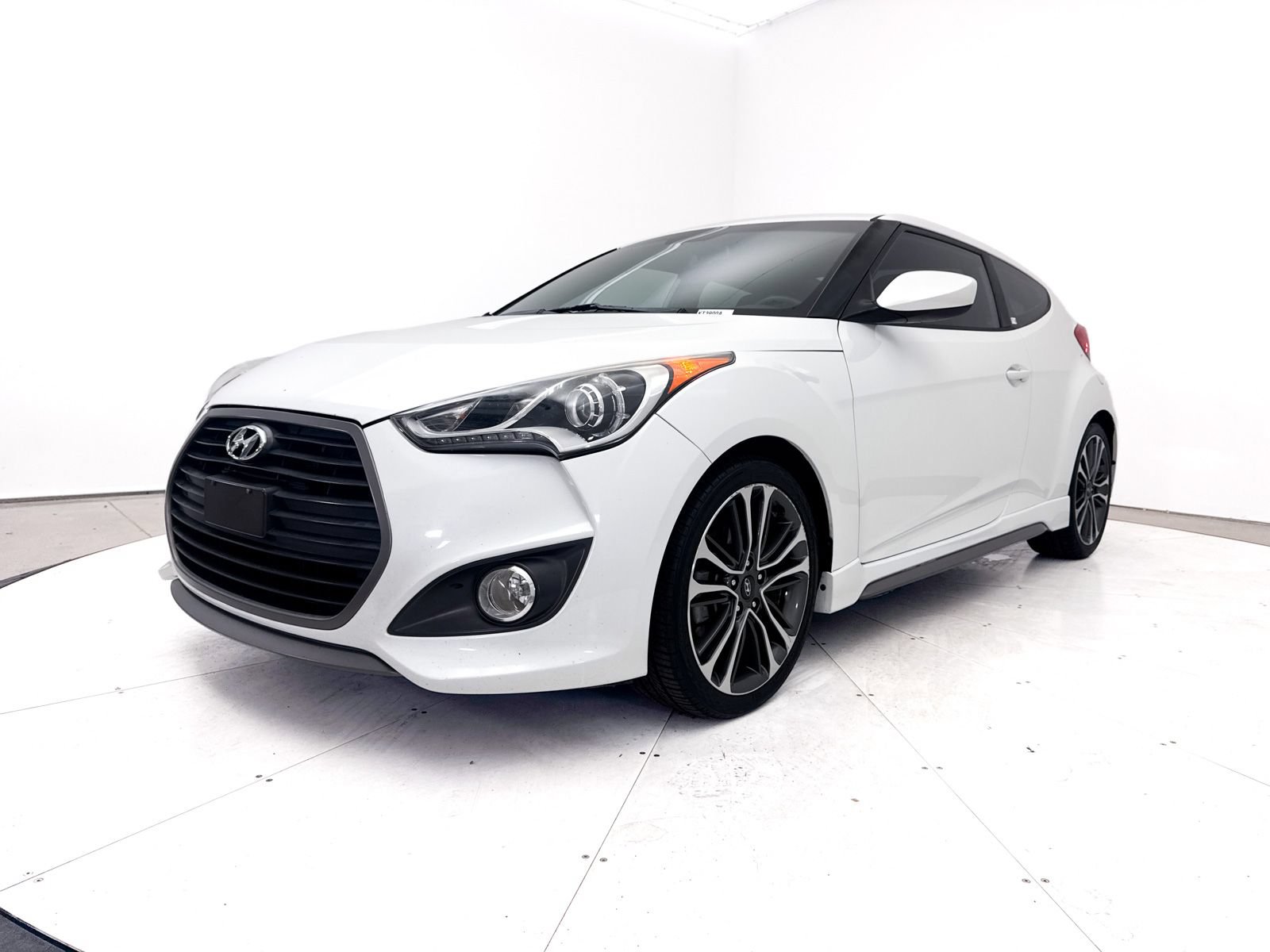 Used 2016 Hyundai Veloster Turbo R-Spec FWD image 12