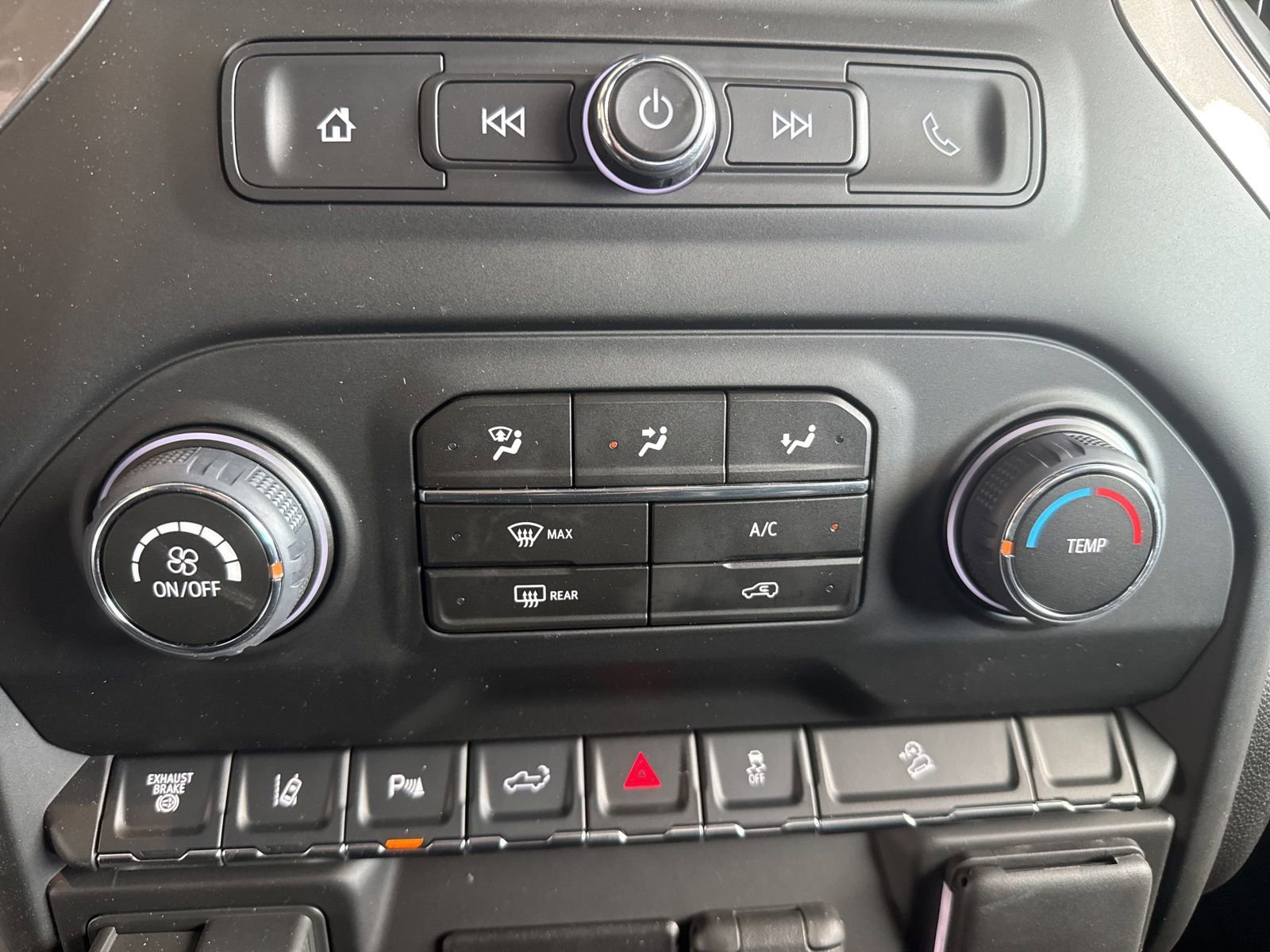 New 2026 Chevrolet Silverado 2500 Custom w/ Custom Value Package image 28