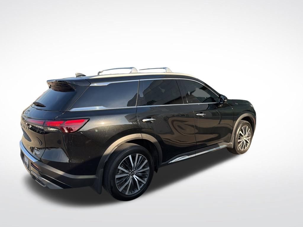Used 2023 INFINITI QX60 Sensory w/ Vision Package image 11