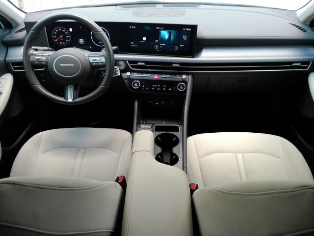 Used 2024 Hyundai Sonata SEL w/ Convenience Package image 3