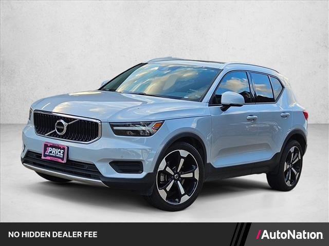 Used 2020 Volvo XC40 T5 Momentum AWD/4WD image 1