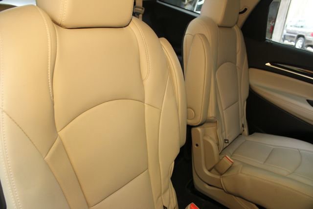 Used 2019 Buick Enclave Essence w/ Sun And Navigation Package image 15
