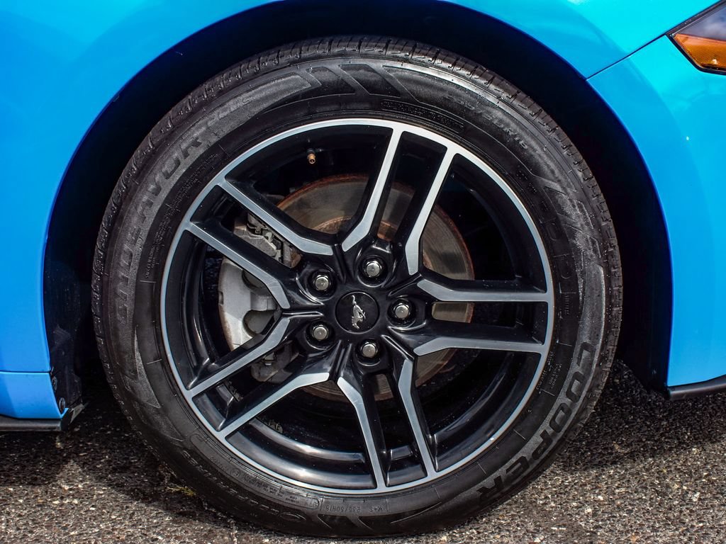 Used 2023 Ford Mustang Premium RWD image 7