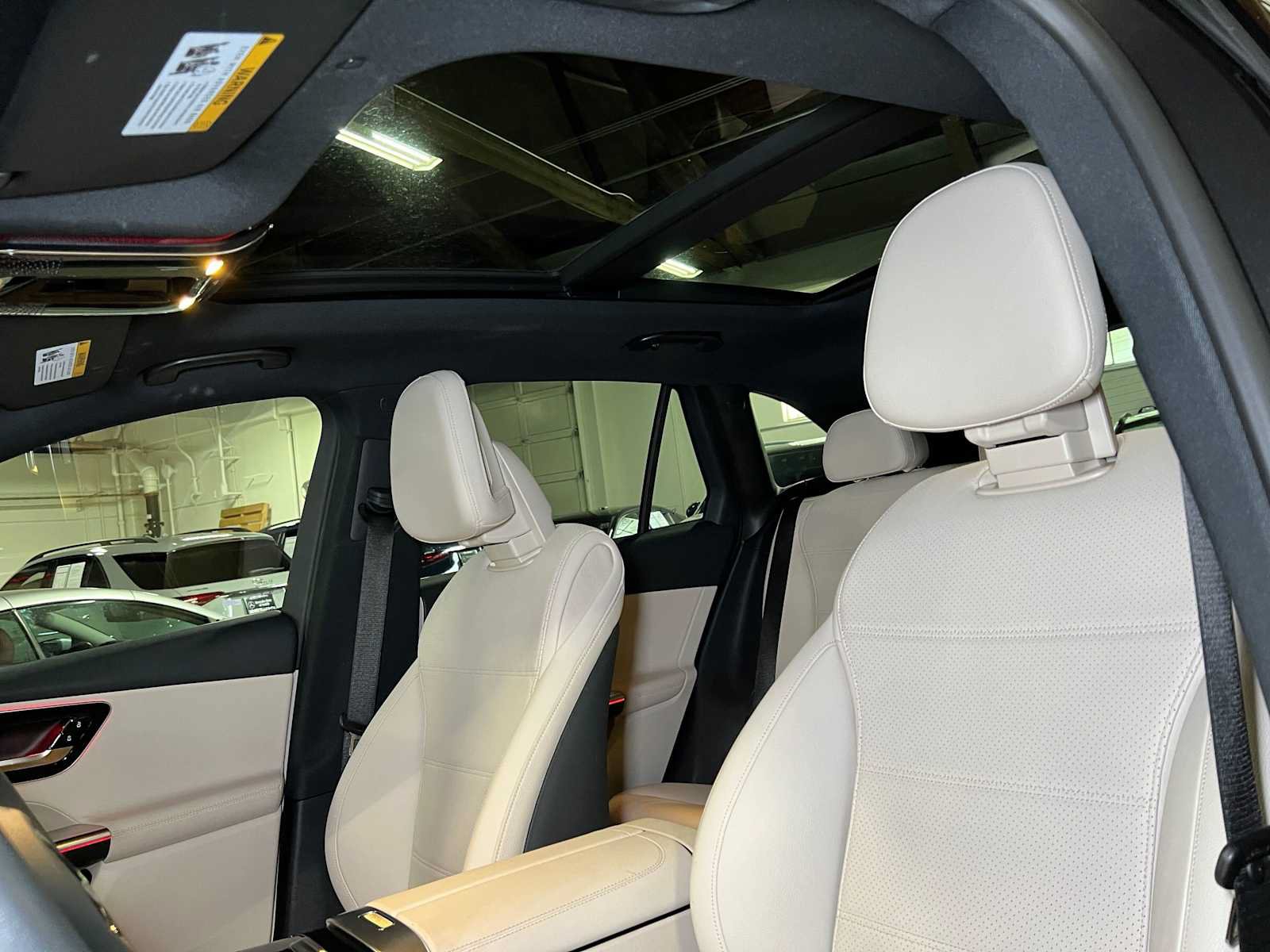 Used 2026 Mercedes-Benz GLC 300 4MATIC image 24