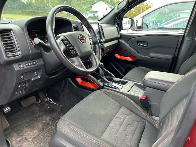 Used 2023 Nissan Frontier PRO-4X w/ Pro Convenience Package image 8