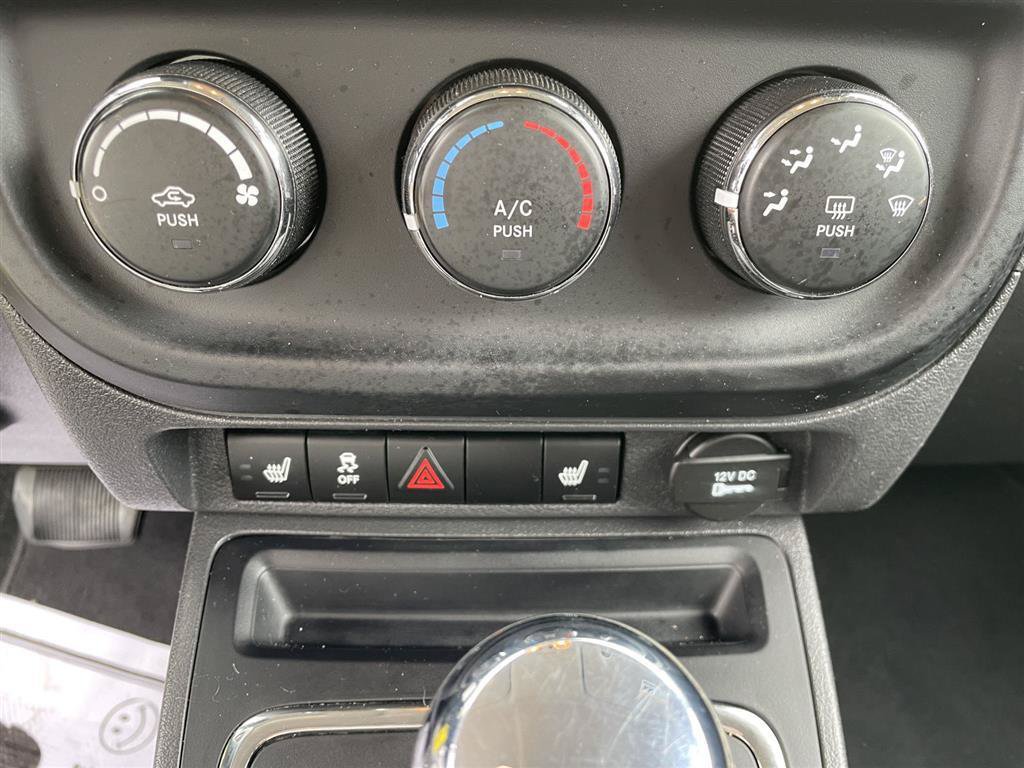 Used 2016 Jeep Patriot Sport w/ Power Value Group FWD image 22