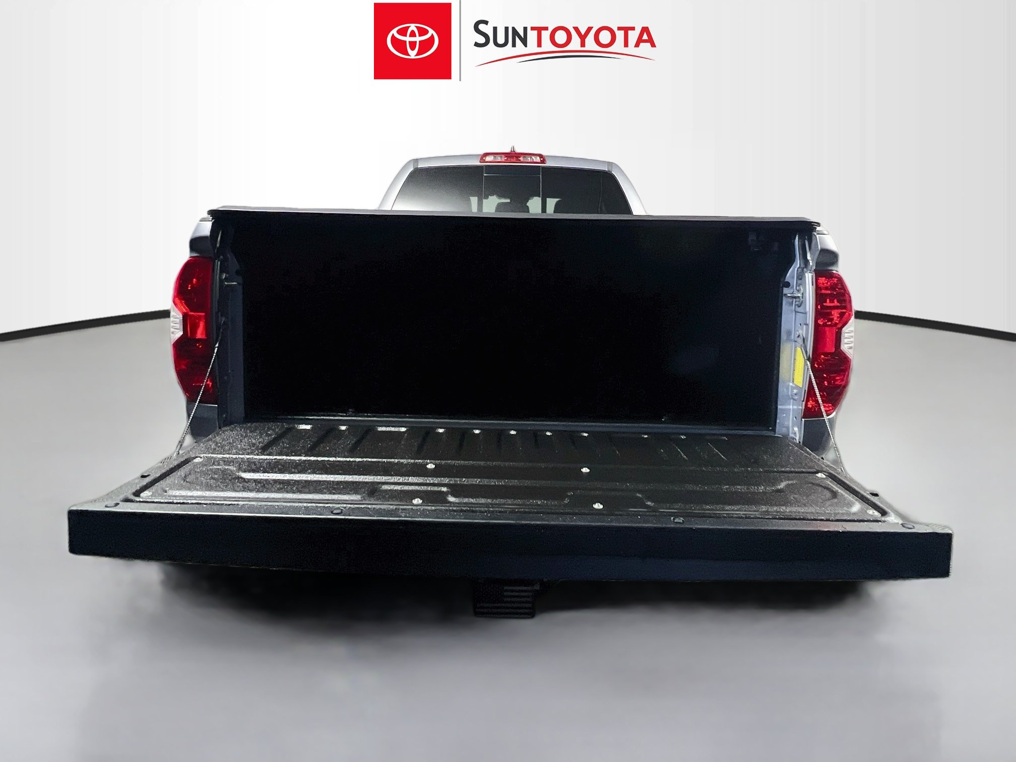 Used 2021 Toyota Tundra SR5 RWD image 32