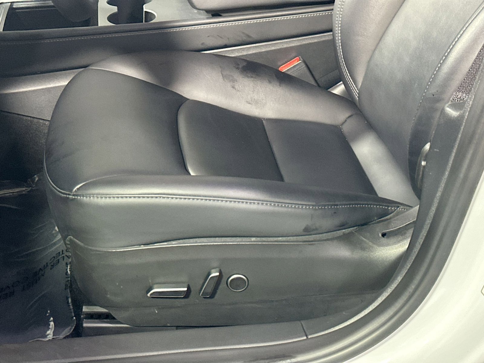 Used 2023 Tesla Model 3 Standard Range image 14