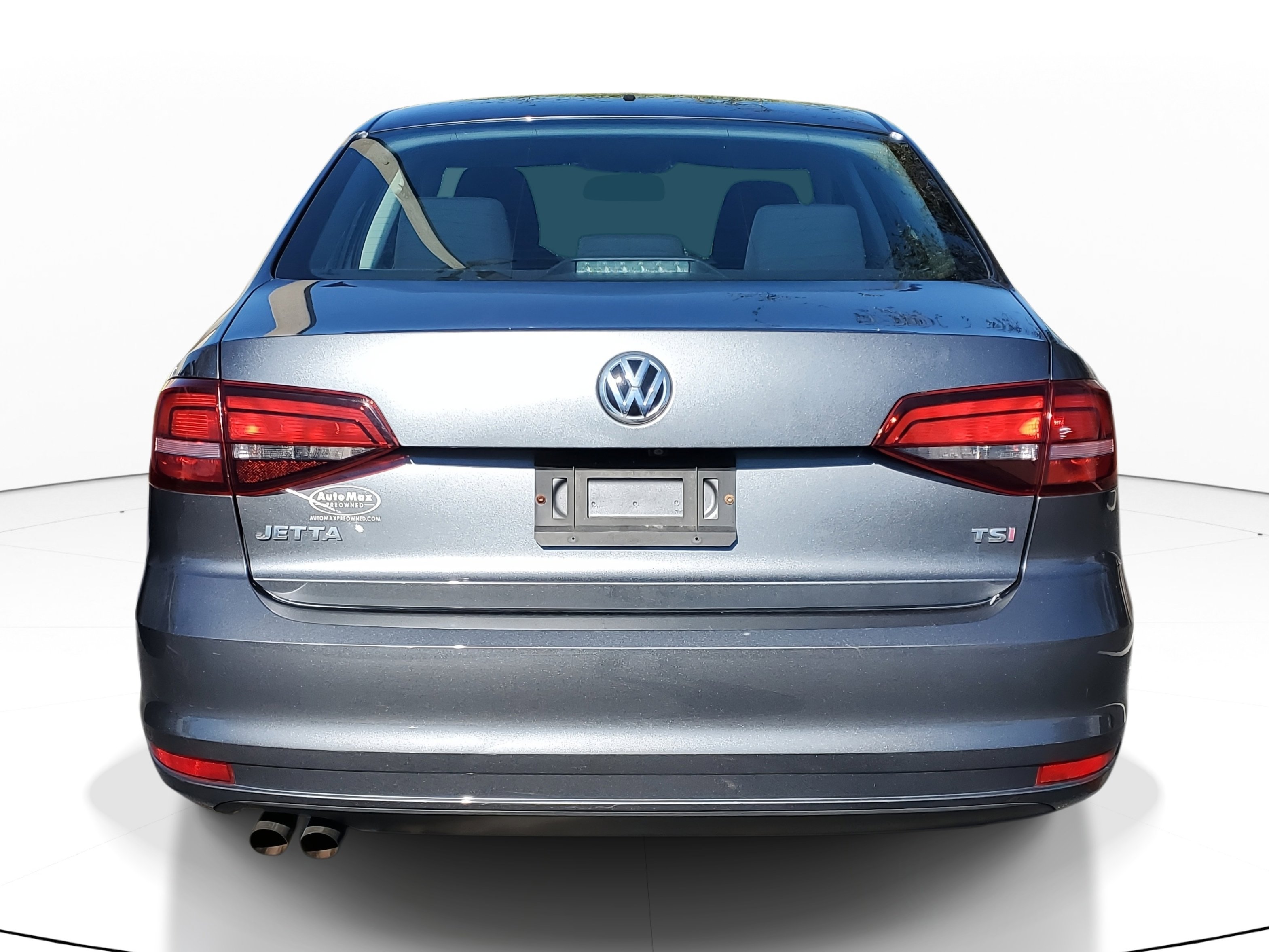 Used 2018 Volkswagen Jetta S image 3