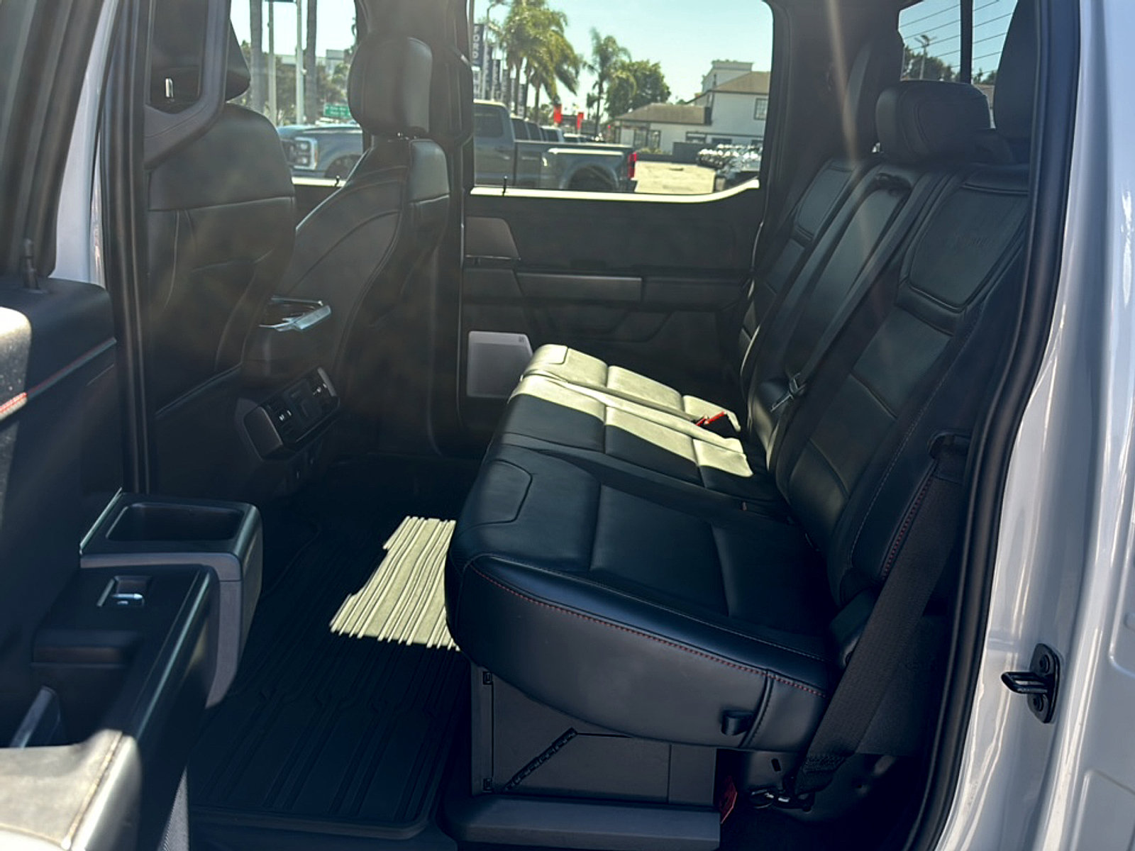 Used 2025 Ford F150 Raptor AWD/4WD image 11