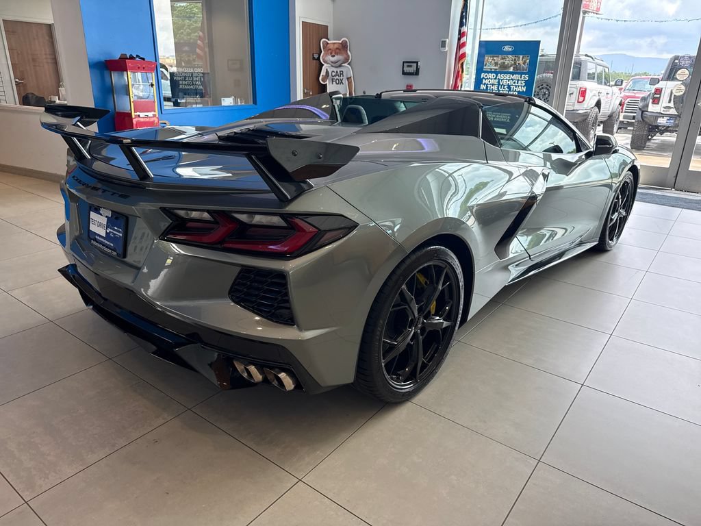 Used 2023 Chevrolet Corvette Stingray Premium Conv w/ Z51 Performance Package RWD image 7