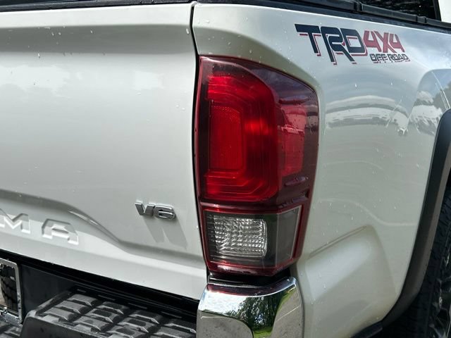 Used 2019 Toyota Tacoma TRD Off-Road AWD/4WD image 22