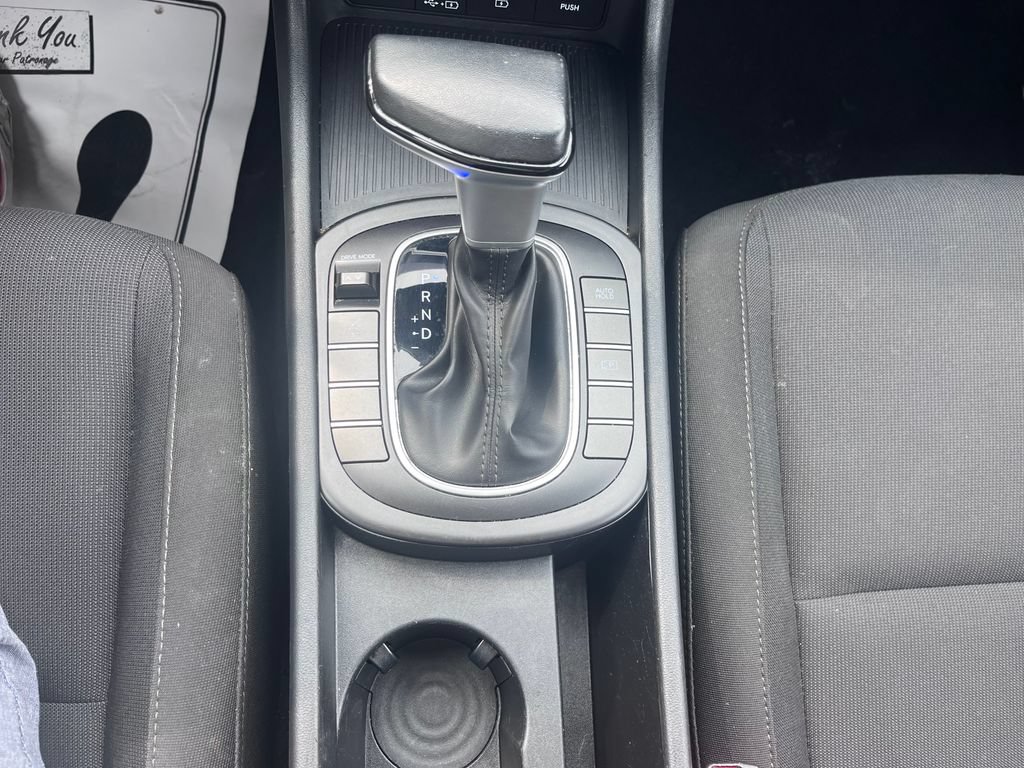 Used 2024 Hyundai Kona SEL AWD/4WD image 17
