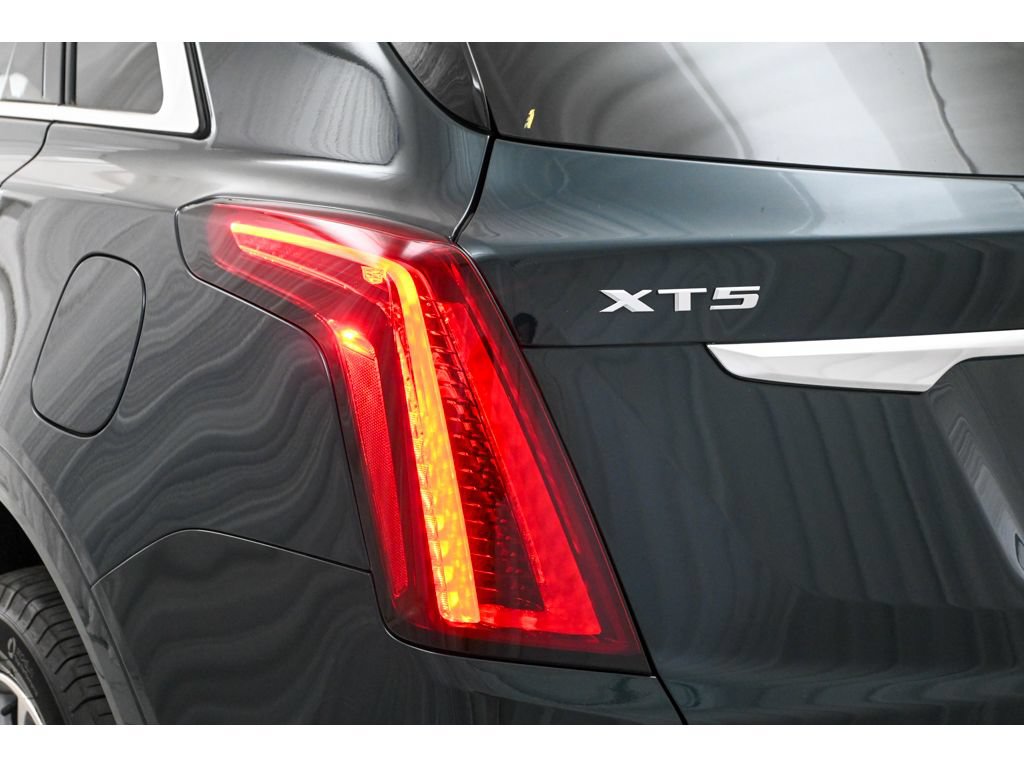 Certified 2025 Cadillac XT5 Premium Luxury AWD/4WD image 24