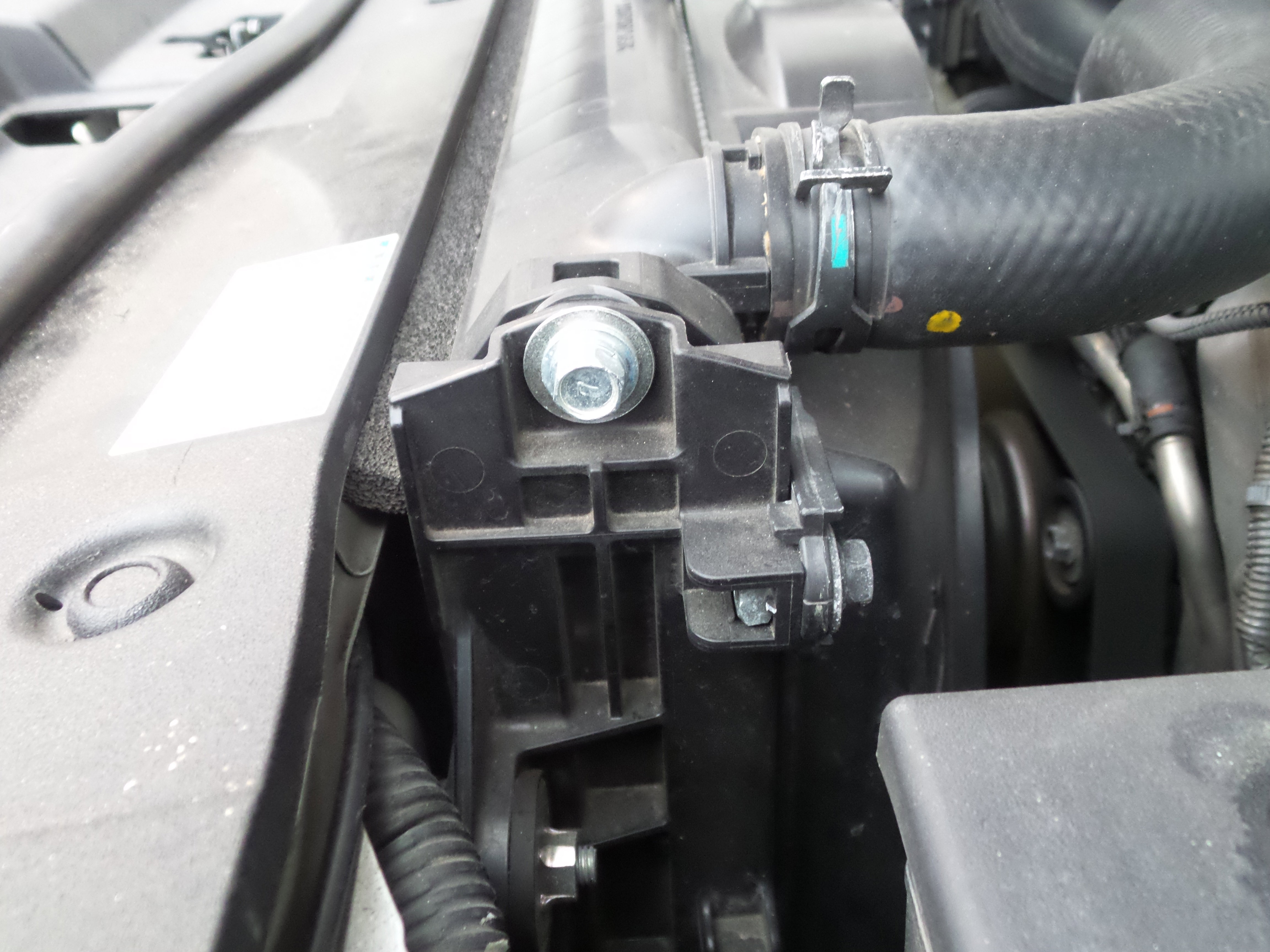 Used 2013 Toyota Land Cruiser image 19