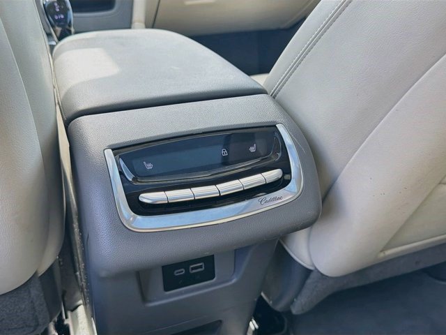 Certified 2025 Cadillac XT6 Premium Luxury w/ Technology Package AWD/4WD image 27