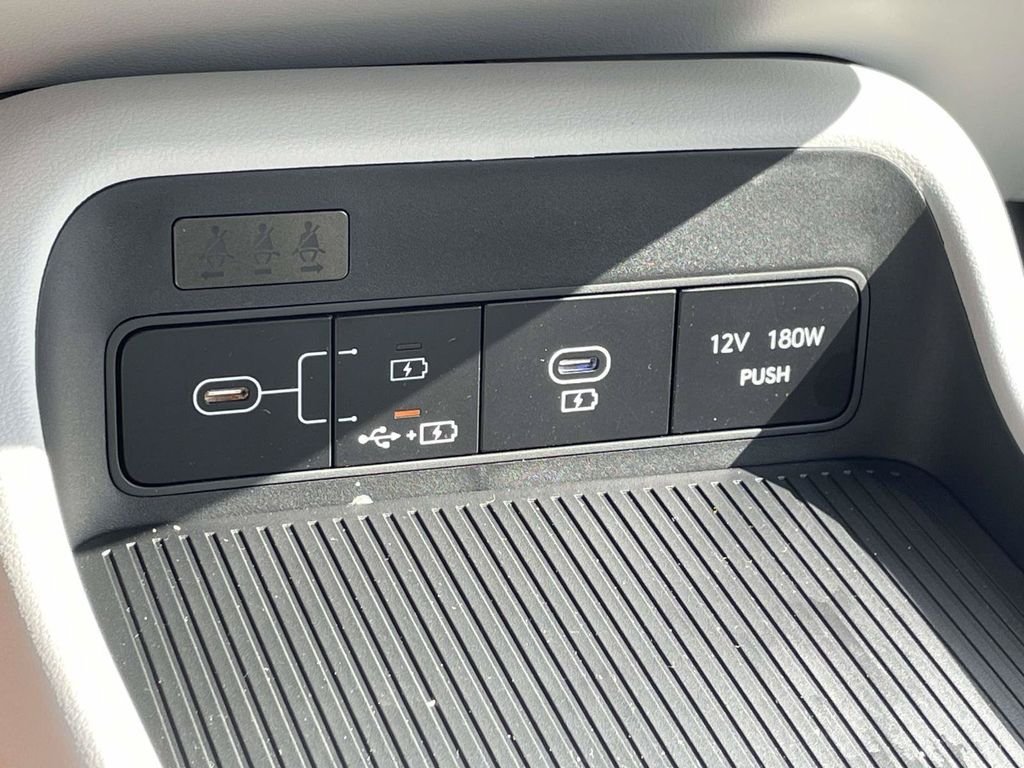 New 2026 Hyundai Kona SE FWD image 17
