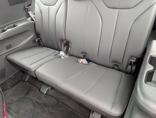 Used 2024 Hyundai Palisade SEL FWD image 32