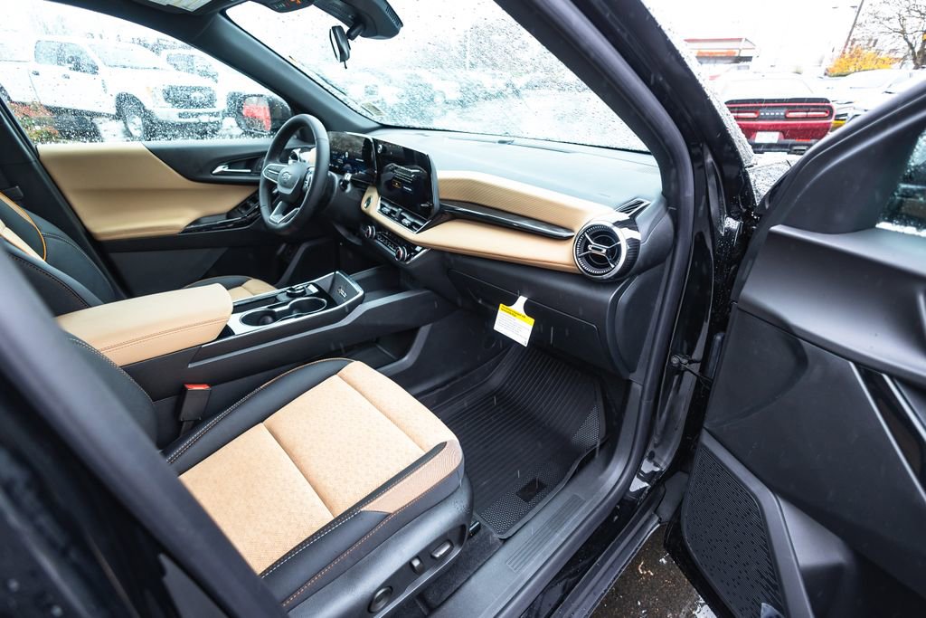 New 2026 Chevrolet Equinox ACTIV w/ Convenience Package III image 23