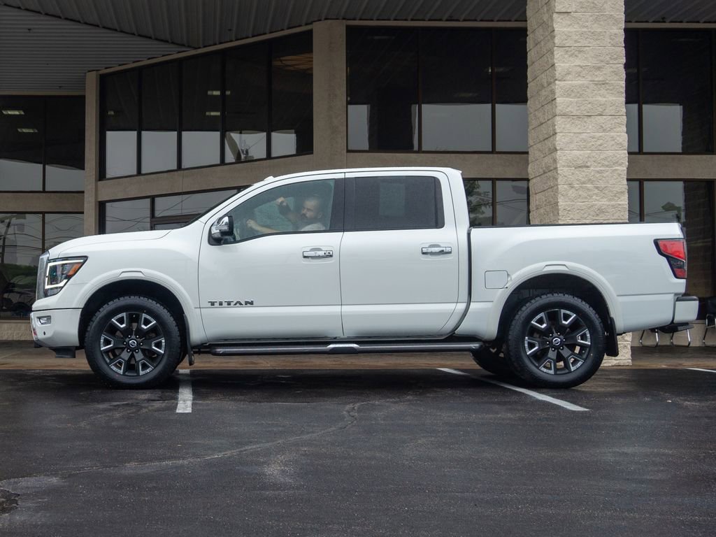 Used 2021 Nissan Titan Platinum Reserve w/ Moonroof Package image 8