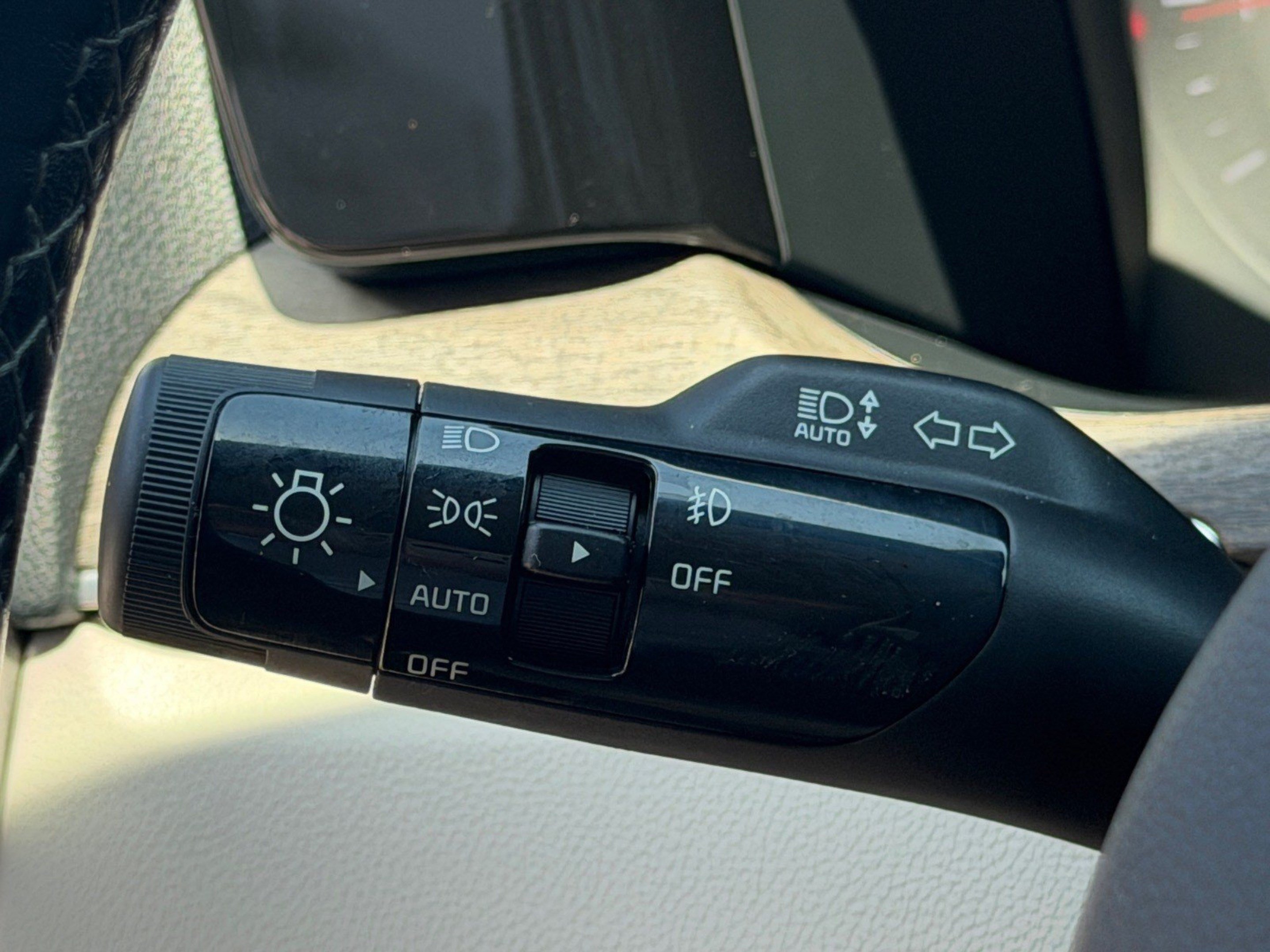 Certified 2023 Kia Sorento X-Line EX AWD/4WD image 31
