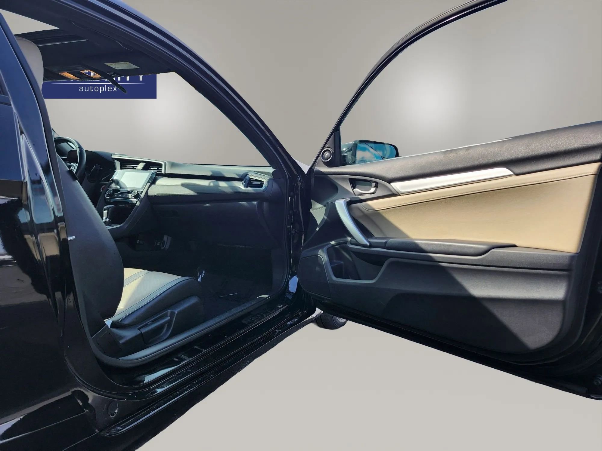Used 2018 Honda Civic EX-L image 22