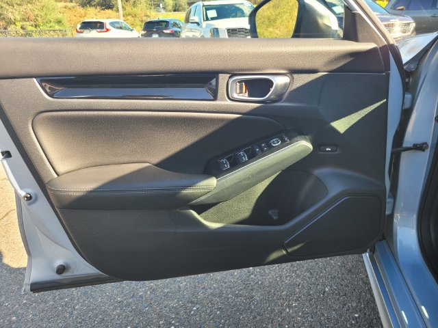 Used 2023 Honda Civic Touring image 16