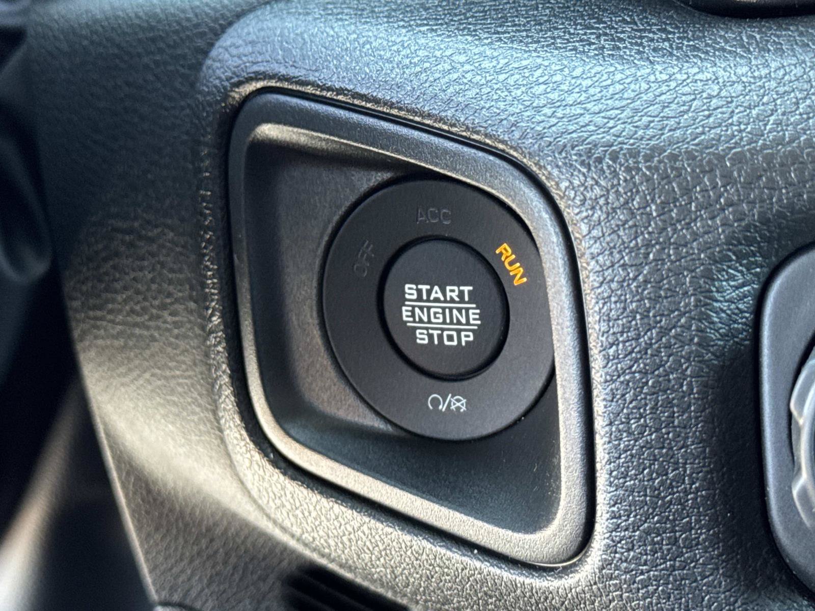 New 2026 Jeep Gladiator Sport AWD/4WD image 19