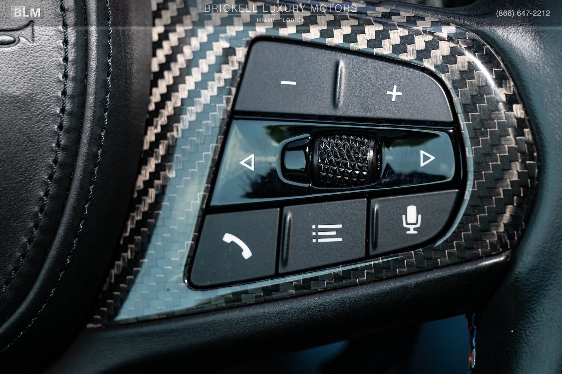 Used 2023 BMW M4 xDrive Competition w/ M Carbon Exterior Package AWD/4WD image 27