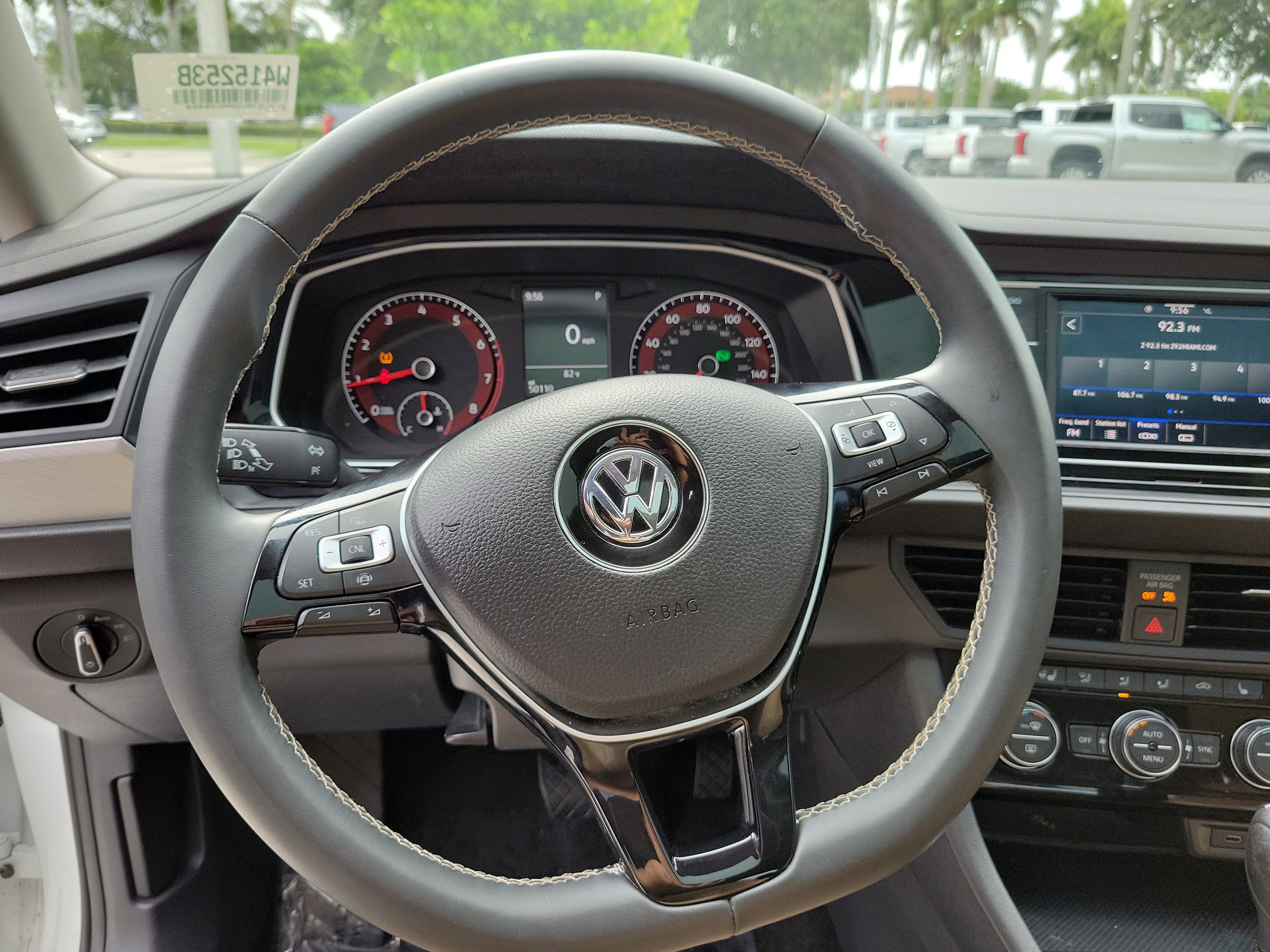 Used 2021 Volkswagen Jetta SE w/ SE Cold Weather Package FWD image 29