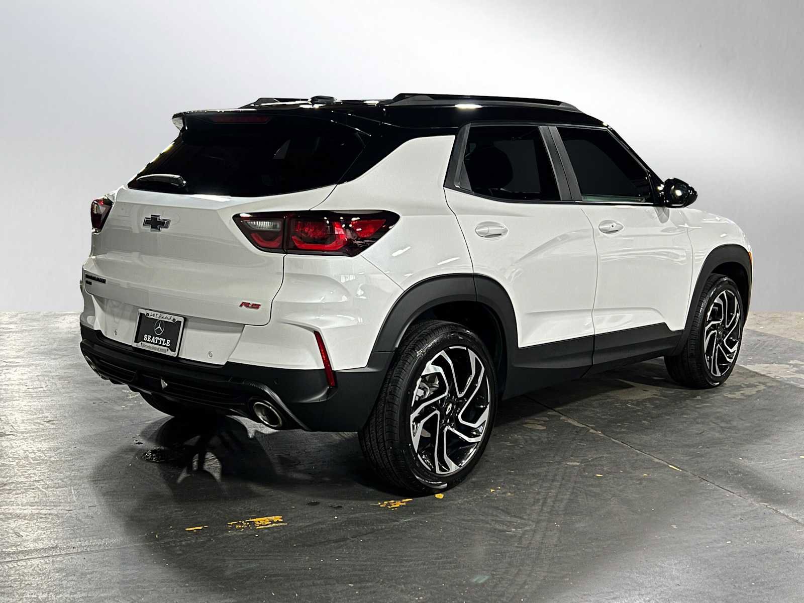 Used 2024 Chevrolet TrailBlazer RS w/ Convenience Package image 3