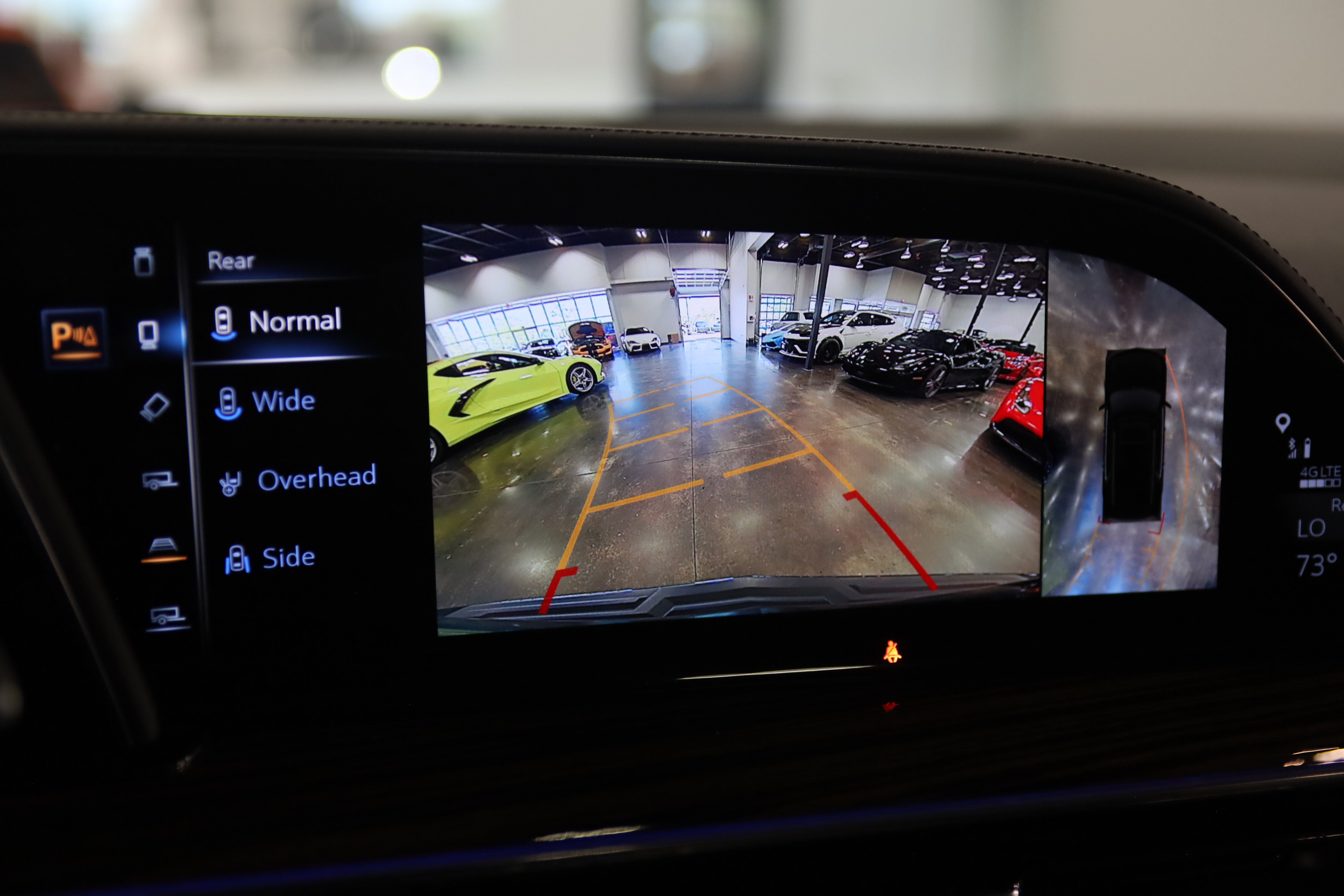 Used 2021 Cadillac Escalade Premium Luxury w/ Driver Assist Tech Package AWD/4WD image 30