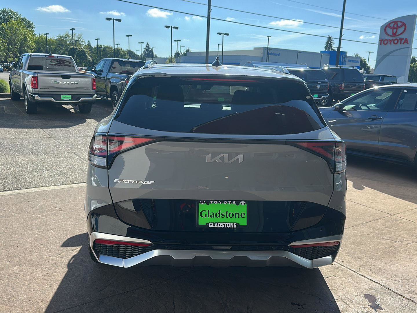 Used 2023 Kia Sportage SX FWD image 5
