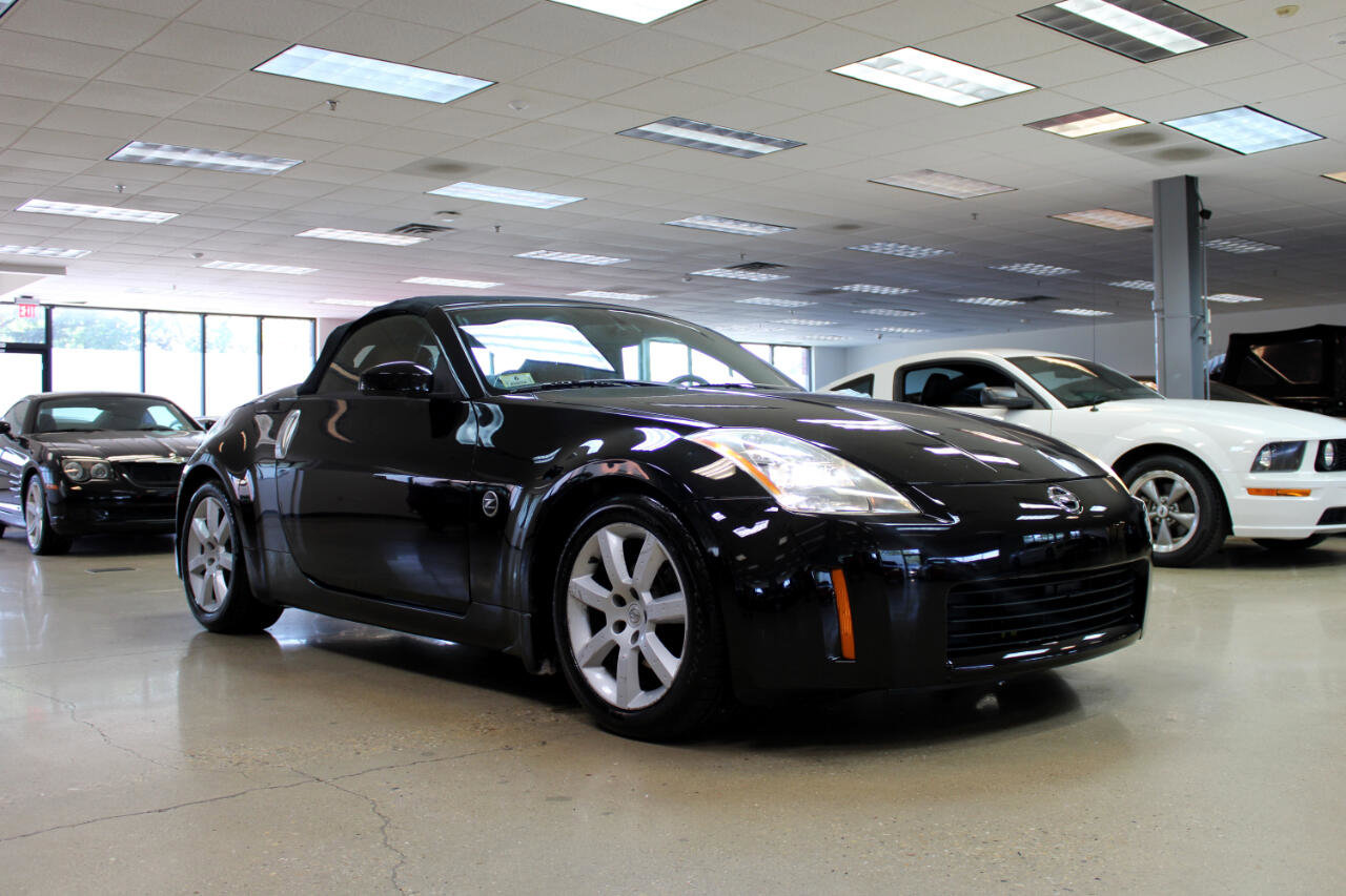 Used 2004 Nissan 350Z Touring image 7