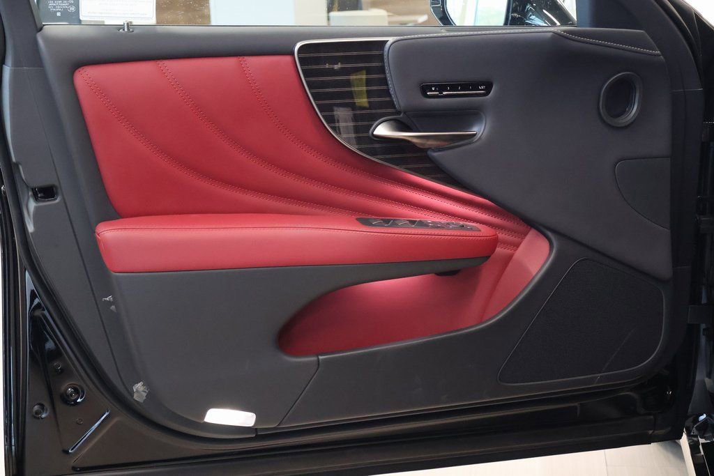 New 2026 Lexus LS 500 AWD image 8