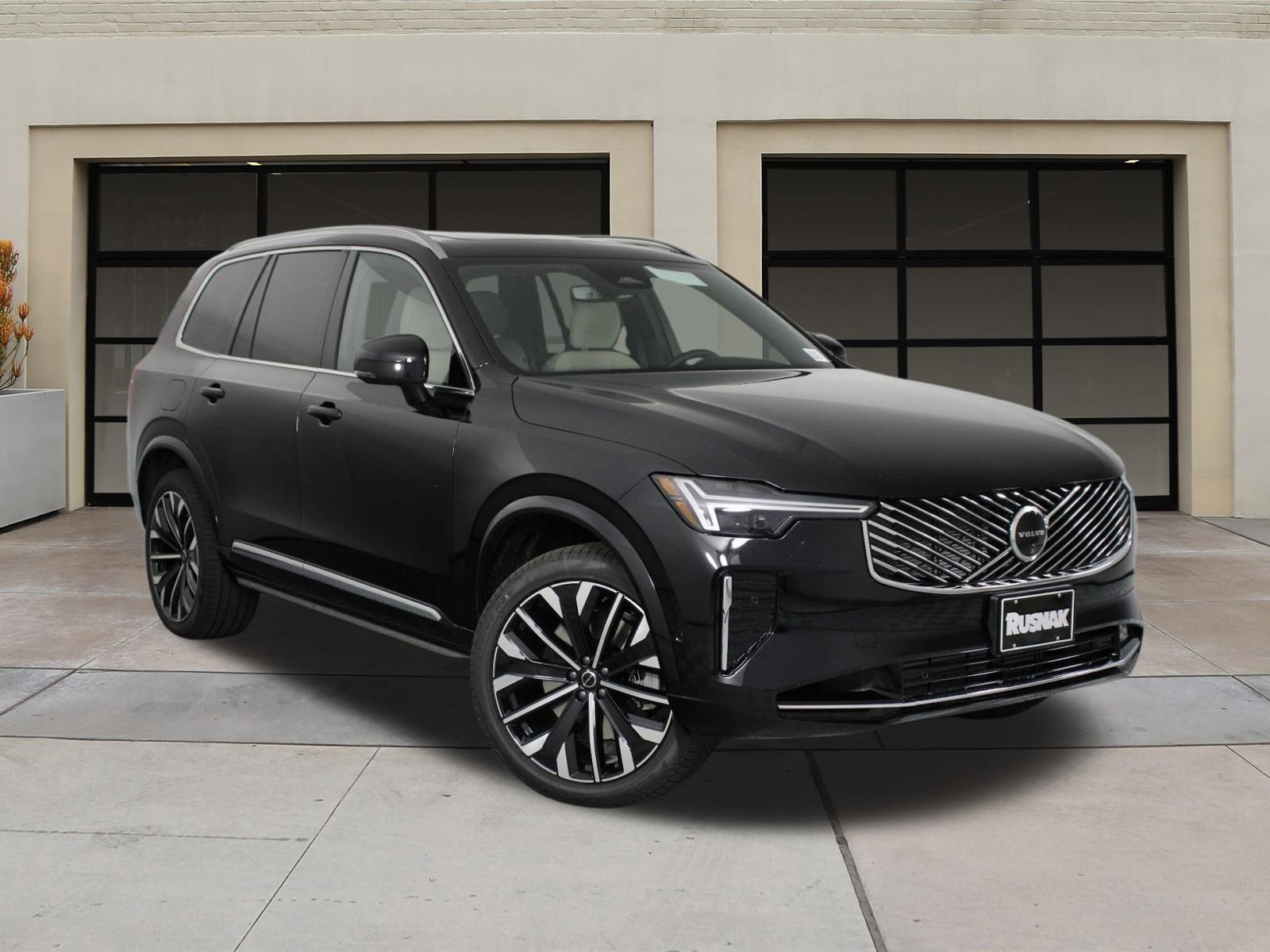 New 2026 Volvo XC90 T8 Plus AWD/4WD image 19