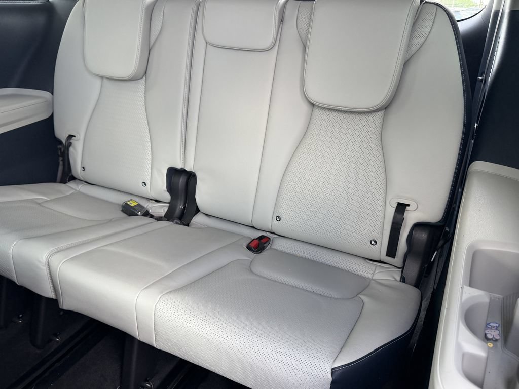 Certified 2026 Kia Carnival SX Prestige FWD image 20