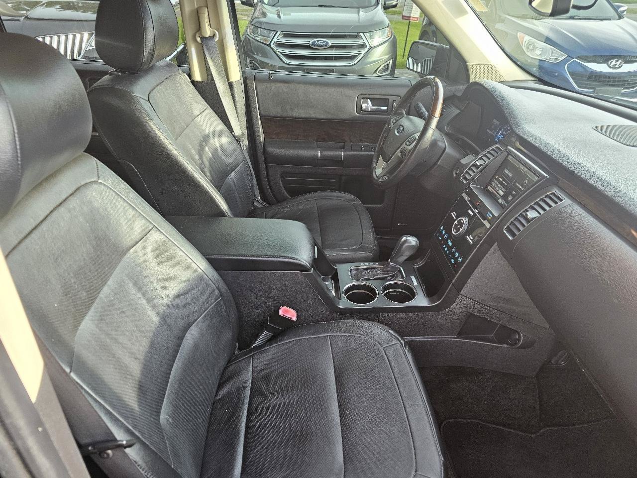 Used 2015 Ford Flex Limited FWD image 18