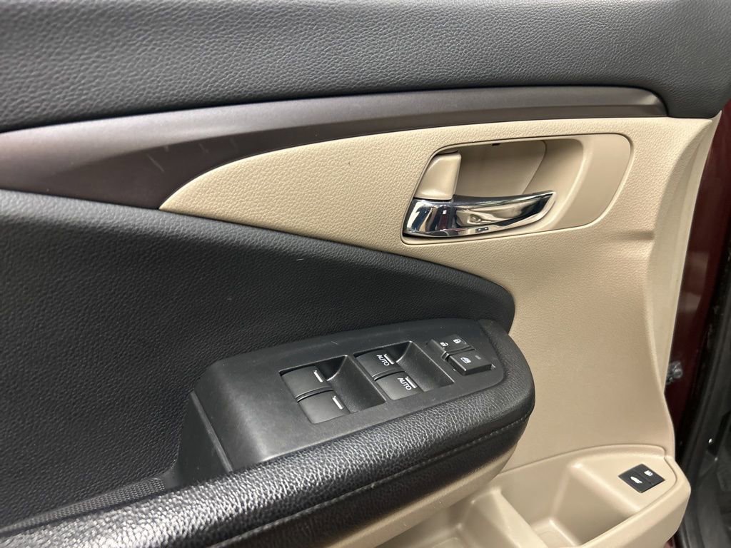 Used 2017 Honda Pilot EX-L image 28