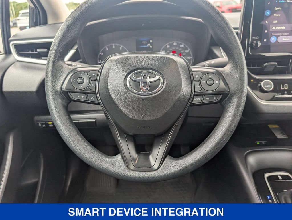 Used 2025 Toyota Corolla LE w/ LE Premium Package FWD image 19