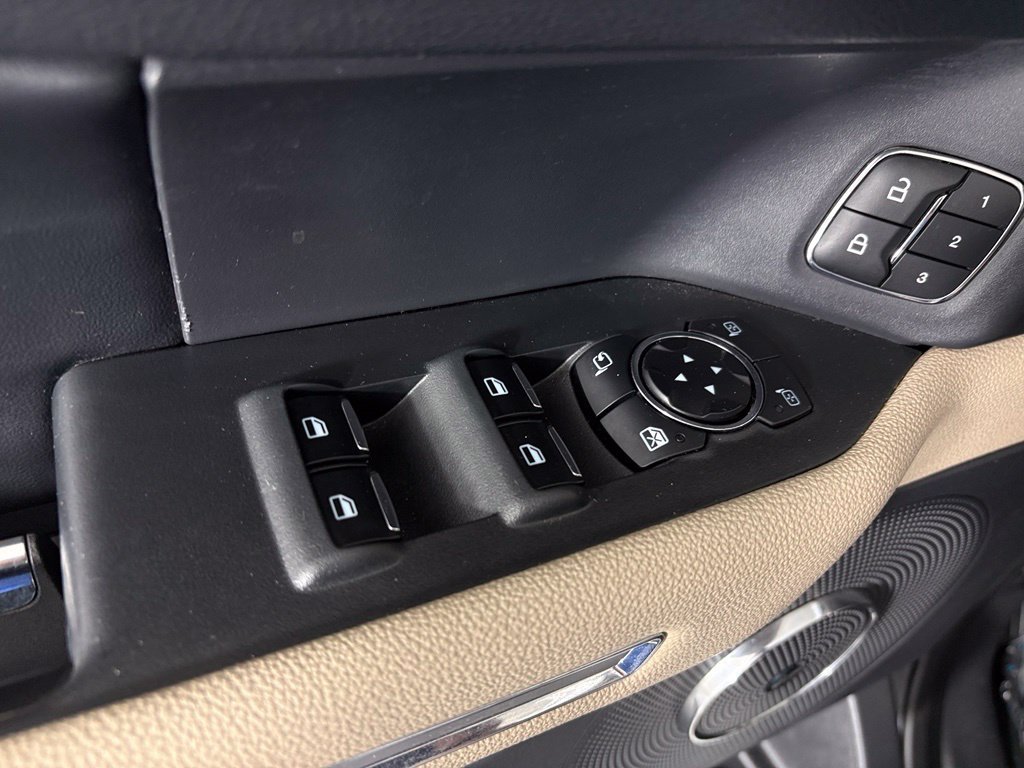 Used 2024 Ford Expedition Limited AWD/4WD image 15