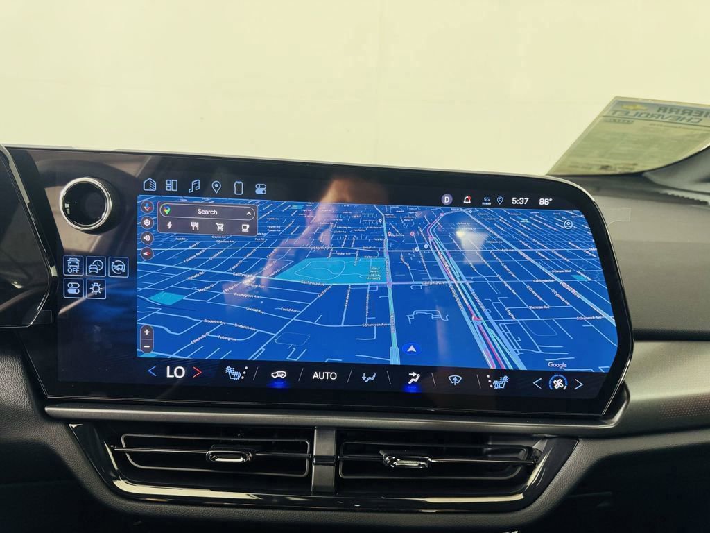 Used 2025 Chevrolet Equinox EV RS image 47